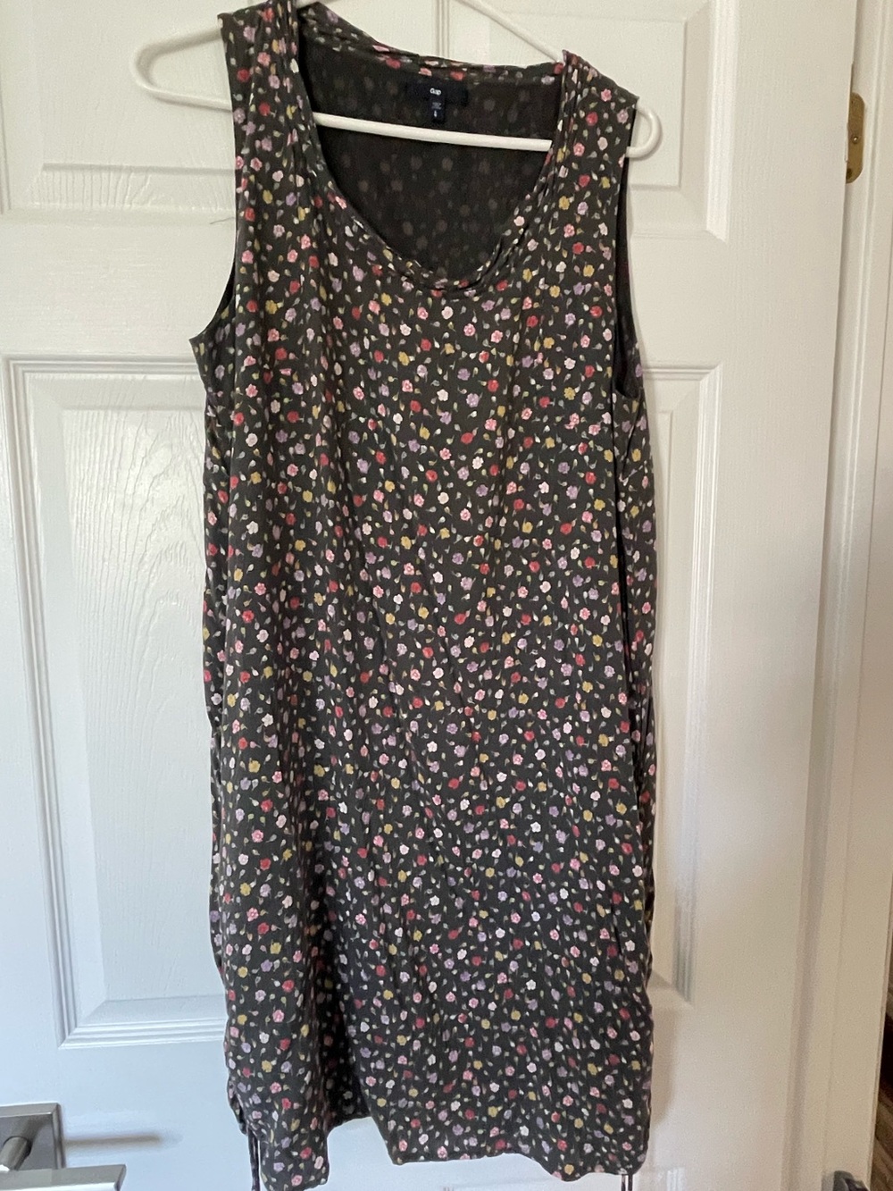 Sleeveless Floral Dress